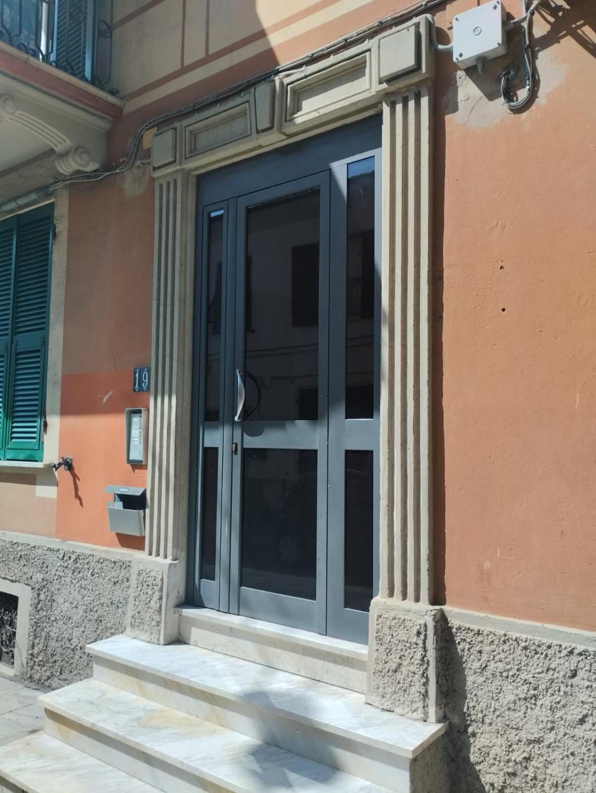 Casa Vacanze Andrea La Tua Base Per Visitare Il Mare Delle Cinque Terre Apartment La Spezia Luaran gambar